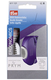 Beskrivning Needle threader, prym.ergonomics Colour/Surface: pflaumenblau/alabasterweiß | Dimensions: 54 mm x 25 mm x 86 cm | Qu