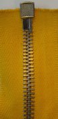 Dragkedja Gul  25 cm delbar metall 6 mm Ries.