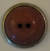 Knapp 26 mm Ø brun