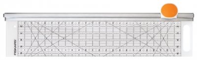 9513 FISKARS Kombinerad Roterande skärare & linjal 6 x 24 / 60 x 15 cm