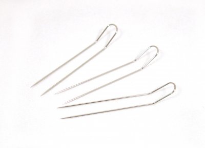 Gaffel pin 35 st 0,55x40,8mm e dubbla nålarna kan hålla hala tyger på plats