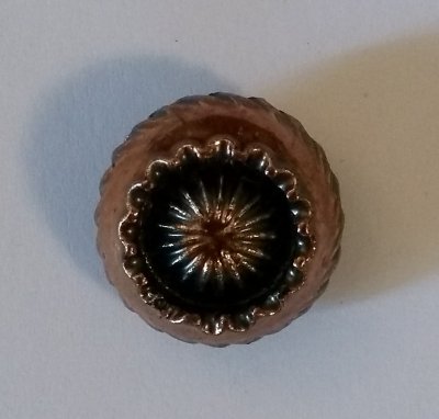 Knapp 20 mm Ø Röd/Kopparfärgad