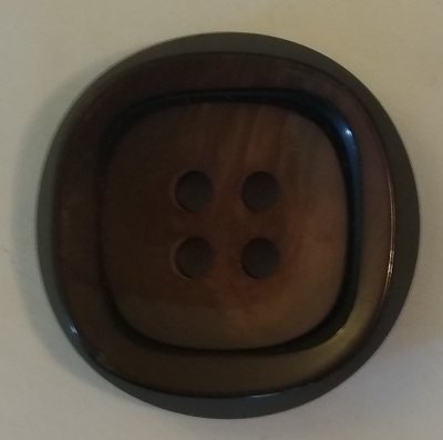 Knapp 29 mm Ø Brun