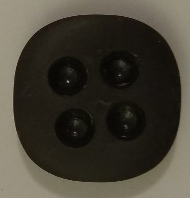 Knapp 27 mm Ø Brun