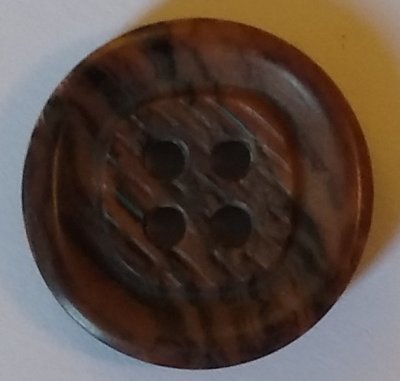 Knapp 19 mm Ø Brun