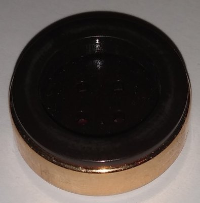 Knapp 23 mm Ø Brun/Gul
