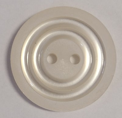 Knapp 27 mm Ø Beige